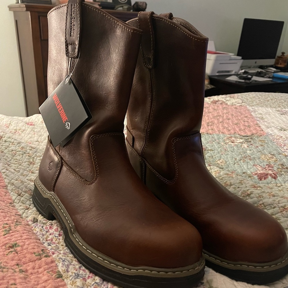 Men size 12 steel toe boots